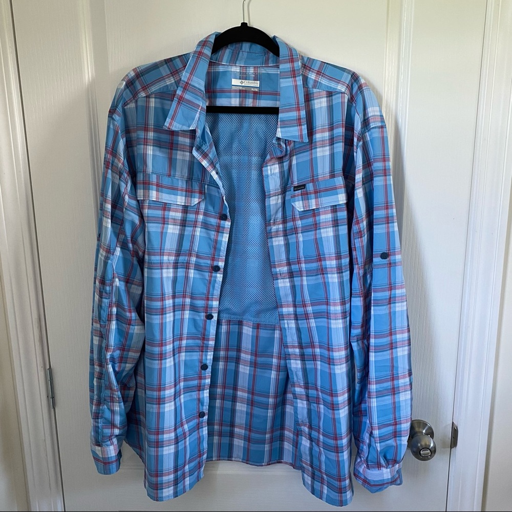 Columbia Long Sleeve Buttoned Shirt